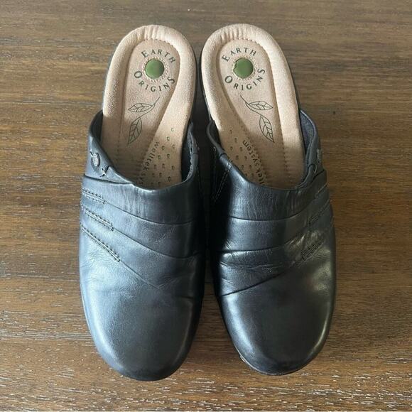Earth Origins Woman’s Ginger Black Leather Comfort Clogs- Size 8M - Picture 3 of 8
